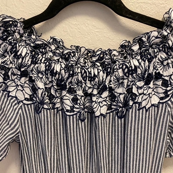 L.O.G.G. Label of Graded Goods blue and white striped with flower detailing - Picture 3 of 7